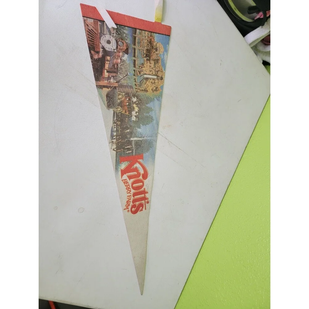 KNOTTS BERRY FARM OLD TIME CARS CALIFORNIA VINTAGE FELT PENNANT Mancave Vtg